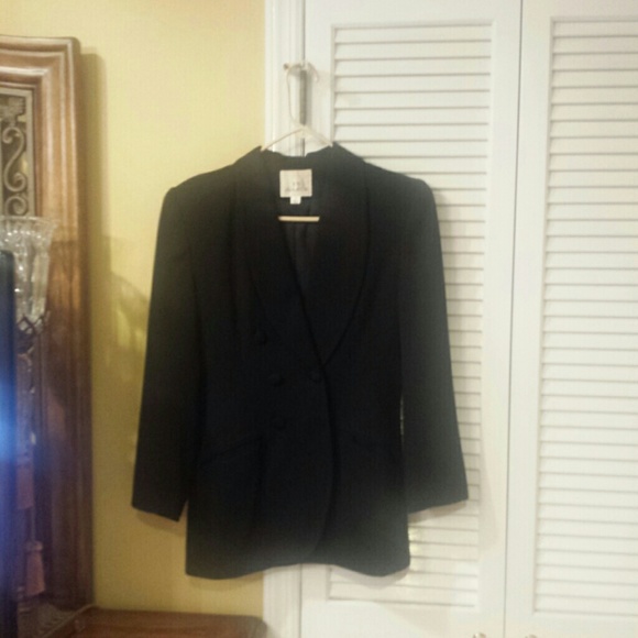 2 piece skirt suit