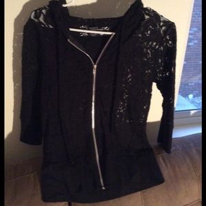 Daytrip all over lace 1/4 sleeve jacket