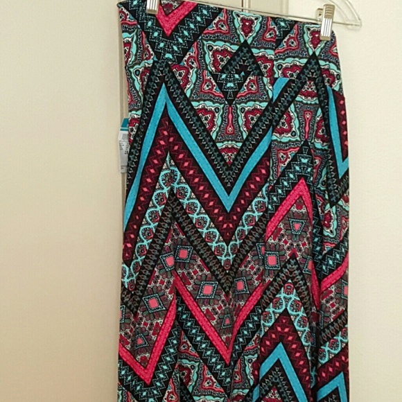 Maxi