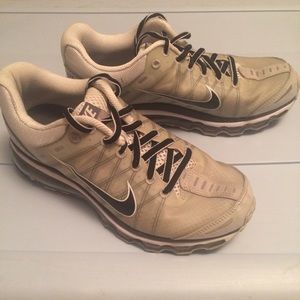 Nike Air Max women's shoes