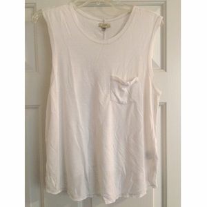 Ecoté white sleeveless top with pocket