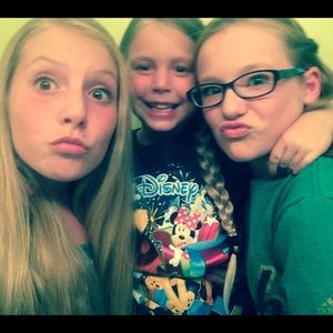 Meet your Posher, Alyssa