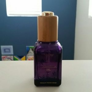 Barely used tarte Maracuja oil