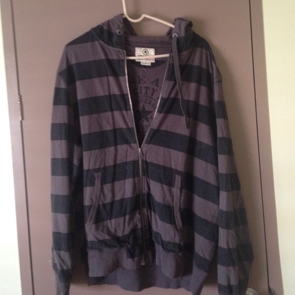 Converse hoodie almost new