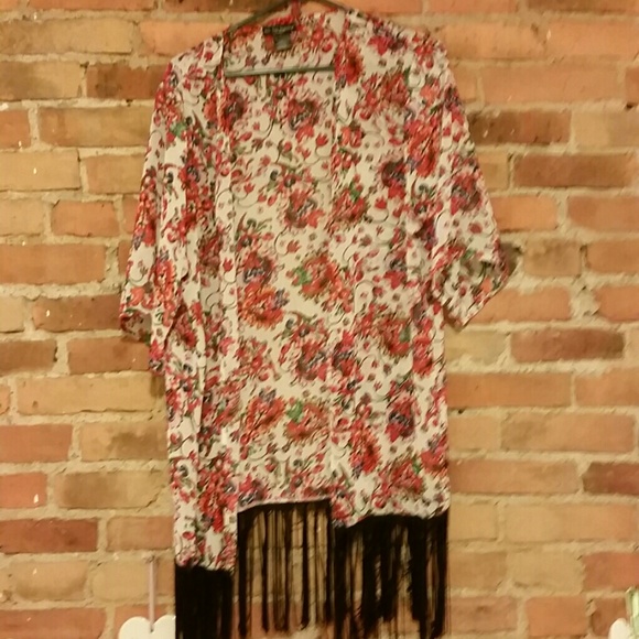 Floral fringe kimono