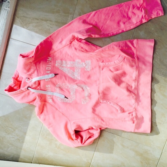 L.O.G.G - Picture 2 of 4