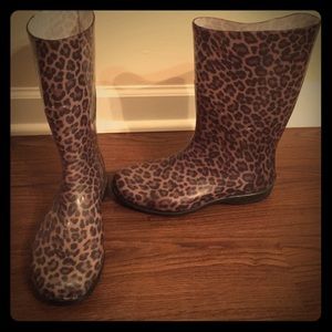Leopard print rain boots