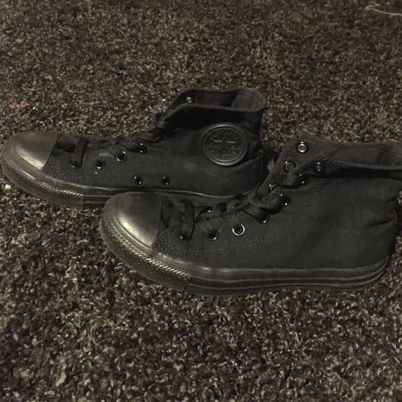 All Black Converse High-Tops