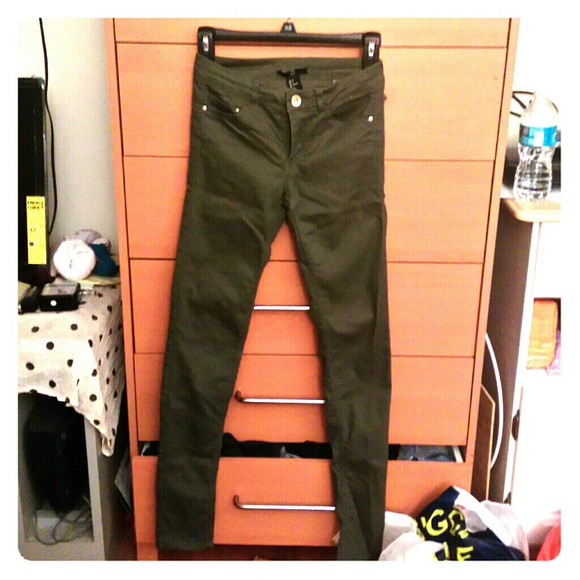 Jeans - Picture 1 of 1