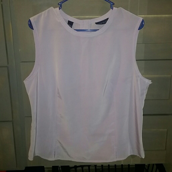 🚫 SOLD🚫Lilac under blouse