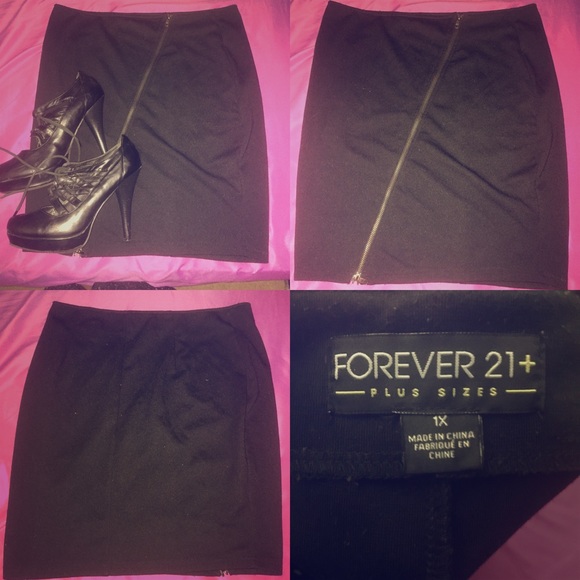 Forever 21 Dresses & Skirts - Forever 21 + Black Mini Skirt