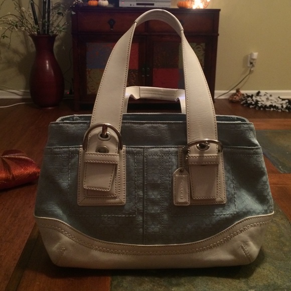 Light blue/White leather Signature Coach bag