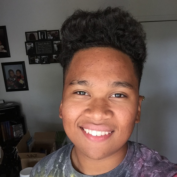 Meet your Posher, Xavier - Picture 1 of 1