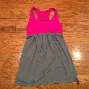 Lululemon tank