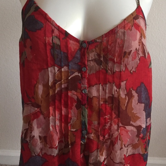 Floral spaghetti bttn down top - Picture 2 of 3