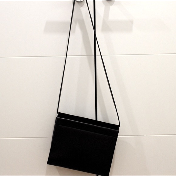 Everlane Petra CrossBody Bag - Picture 2 of 2