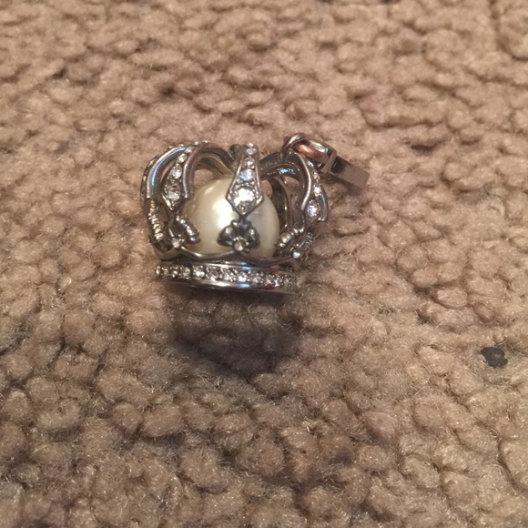 Juicy couture Crown charm