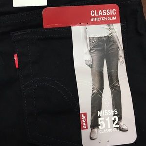 New with tag {Levi's} Black jeans - Classic Fit