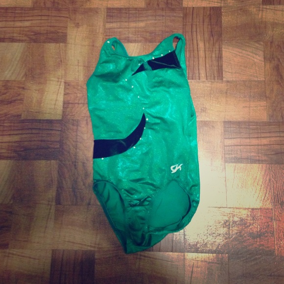 Green and black leo AS