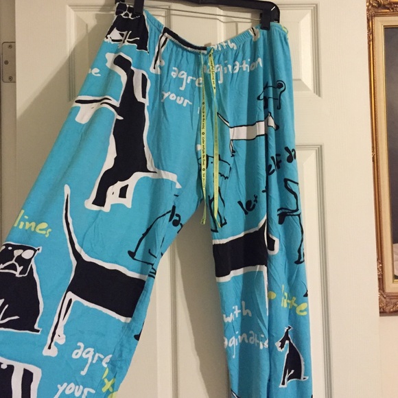HUE Other - Pajamas pants with dogs all over them