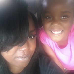 Meet your Posher, Monique