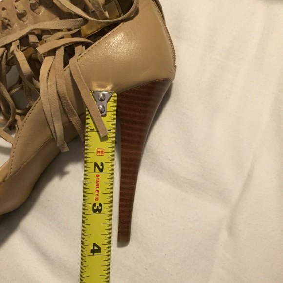 SOLD NWOT Nude fringed heels - Picture 3 of 4