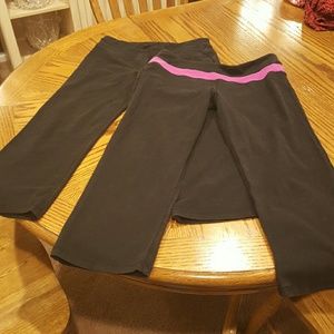 2 Pairs Lounge Crops!