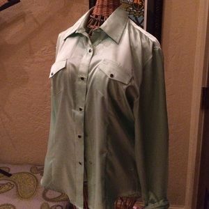 Silky western wear for flashy riders.