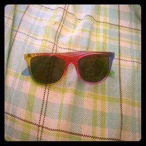 VS PINK Limited Edition sun glasses