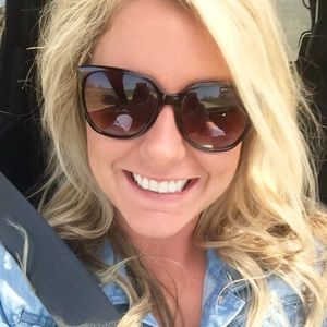 Meet your Posher, Britney