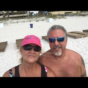 Meet your Posher, Debbie