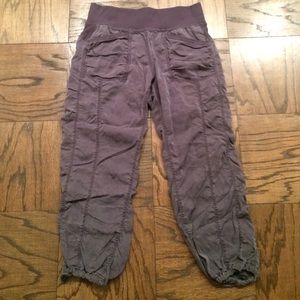 Lululemon studio crop pant