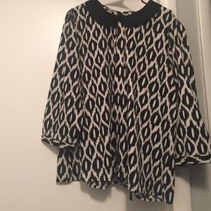 Peter Pan collared blouse