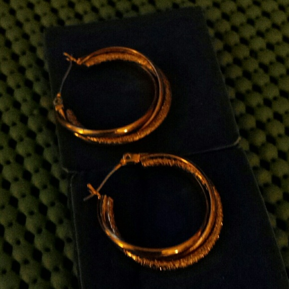 Earrings - Picture 2 of 2