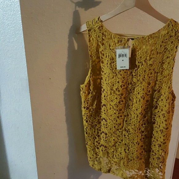 Lucky Brand - Picture 2 of 4