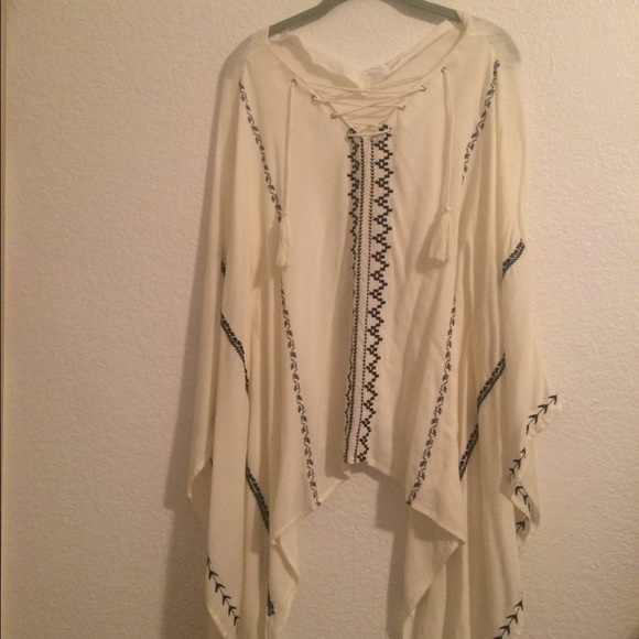 BOHO TOP - Picture 1 of 2