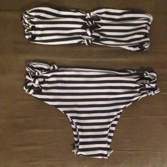 Black and white stripped bikini