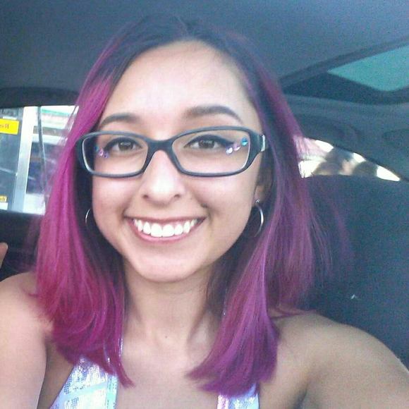 Meet your Posher, Carissa