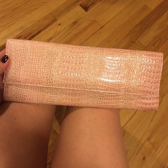 Blush Snake Skin Clutch - Picture 1 of 4