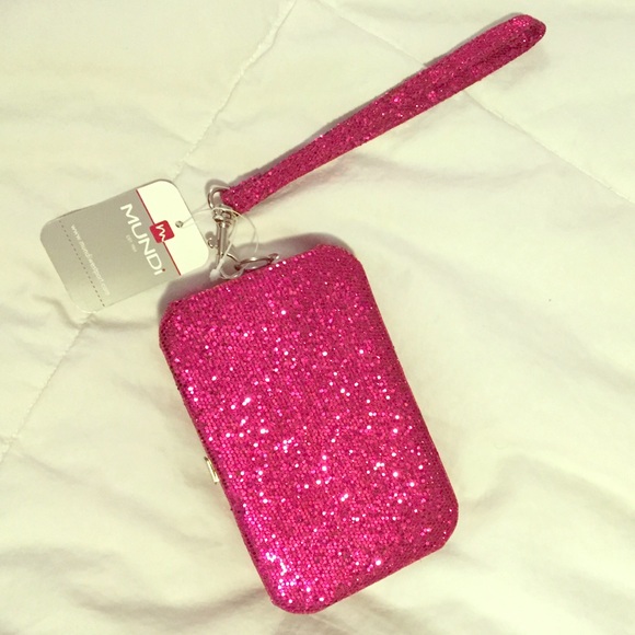 NWT! ✨ sparkly mini wristlet