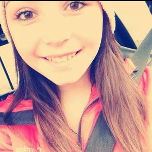 Meet your Posher, Jasmin