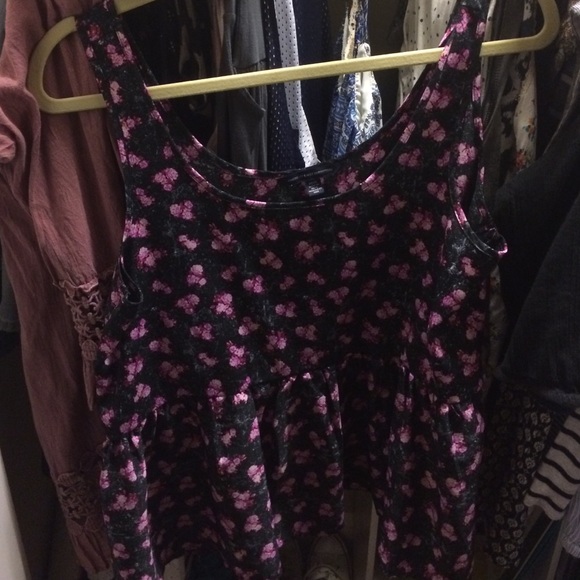 floral tank top