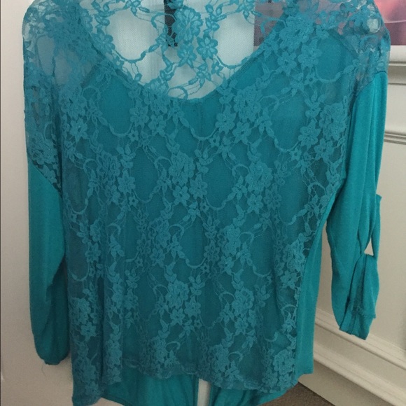 Blue blouse - Picture 2 of 2