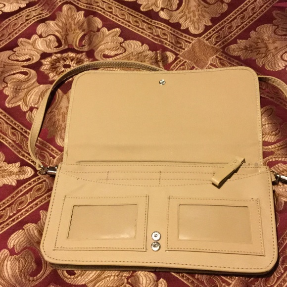 Wallet - Picture 2 of 3