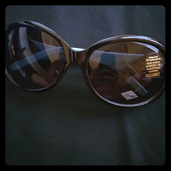 Accessories - Sunglasses