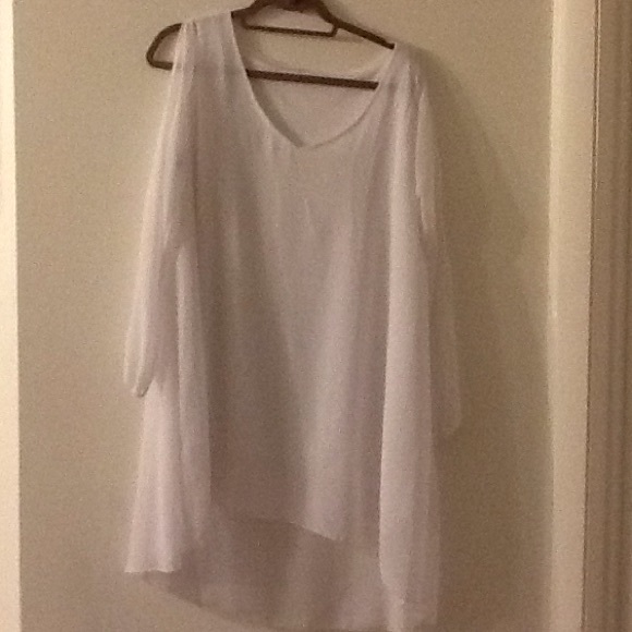 White open sleeve dress