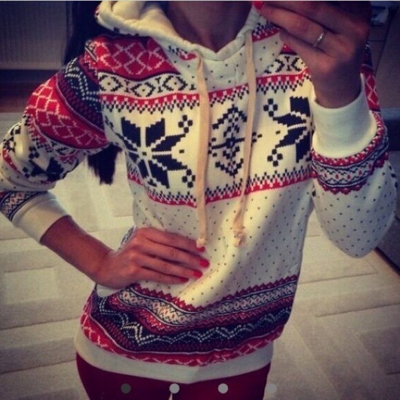 Snow flake printed hoodie