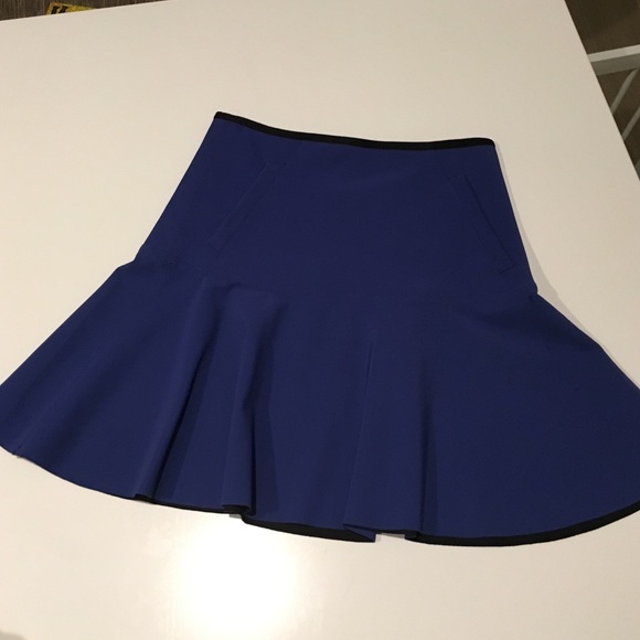 Lululemon blue circle skirt
