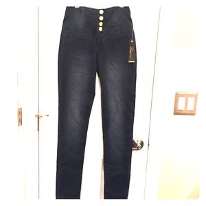 🚫SOLD ON MERCARI 🚫High Wasted Denim Pants