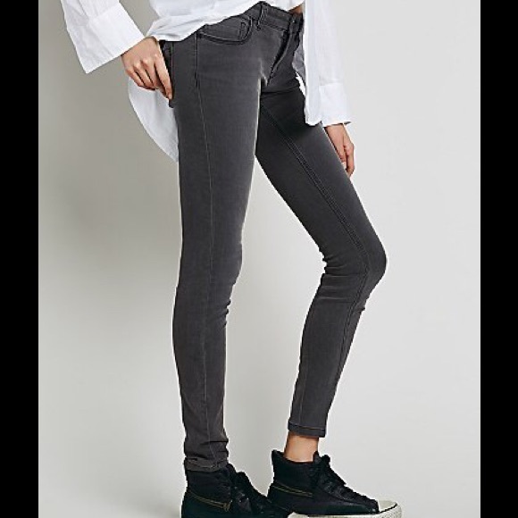 ✨REDUCED✨ Free people lightweight stretch skinny